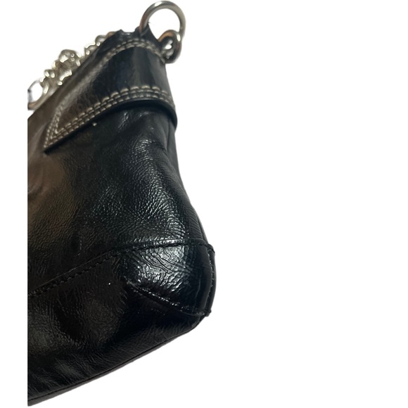 Coach leather shoulder bag. - Picture 13 of 16